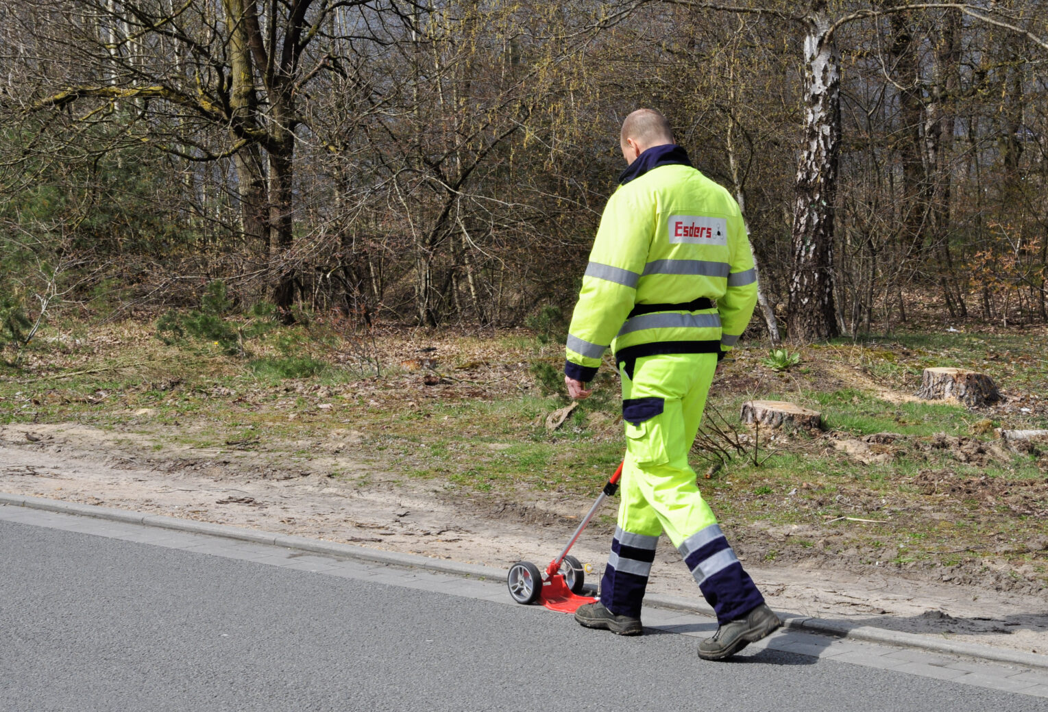 Gaslekdetectie in het leidingnet: Eigen inspectie, dienstverlener of beide? Overzicht van Nederlandse normen en de EU-methaanverordening